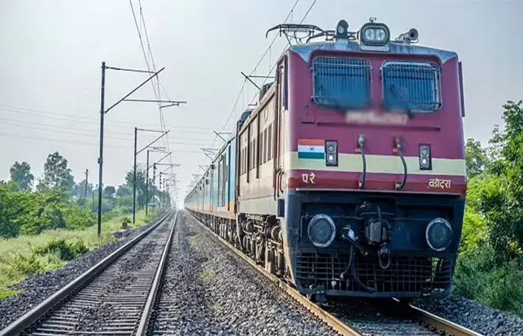 મોદી કેબિનેટનો મોટો નિર્ણય: આઠ હજાર કરોડના ખર્ચે ત્રણ મલ્ટીટ્રેકિંગ રેલવે પ્રોજેક્ટને મંજૂરી